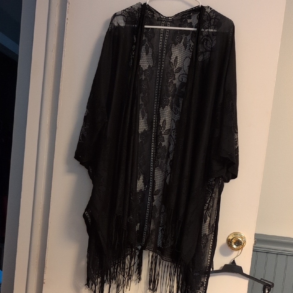 Do Everything in Love Black Lace Cover-Up
